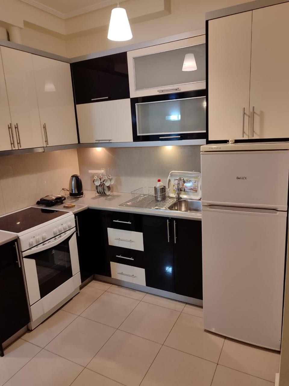 Adam Apartments Sarande Bagian luar foto