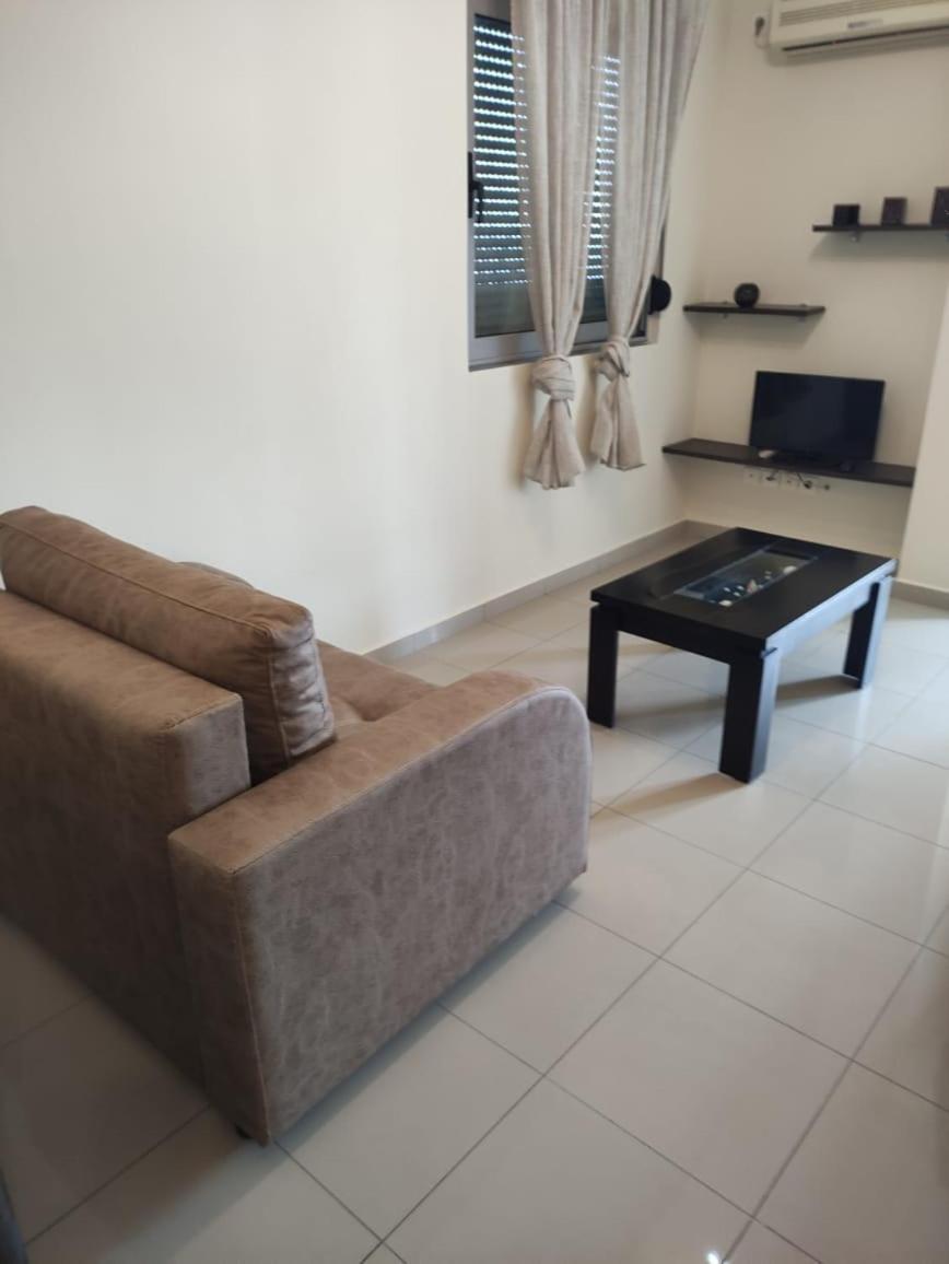 Adam Apartments Sarande Bagian luar foto